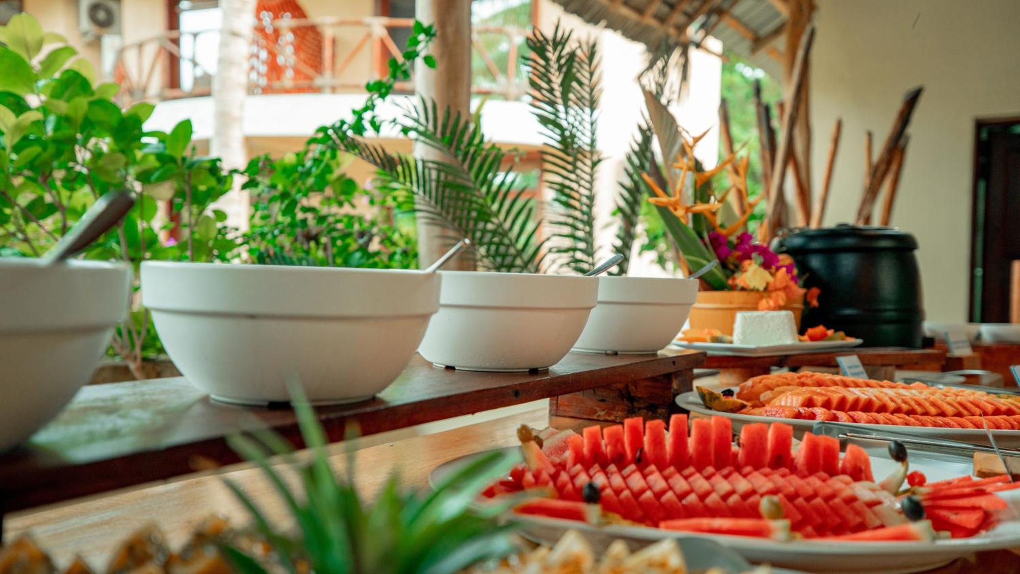 Sansi Kae Beach Resort Michamvi Екстериор снимка