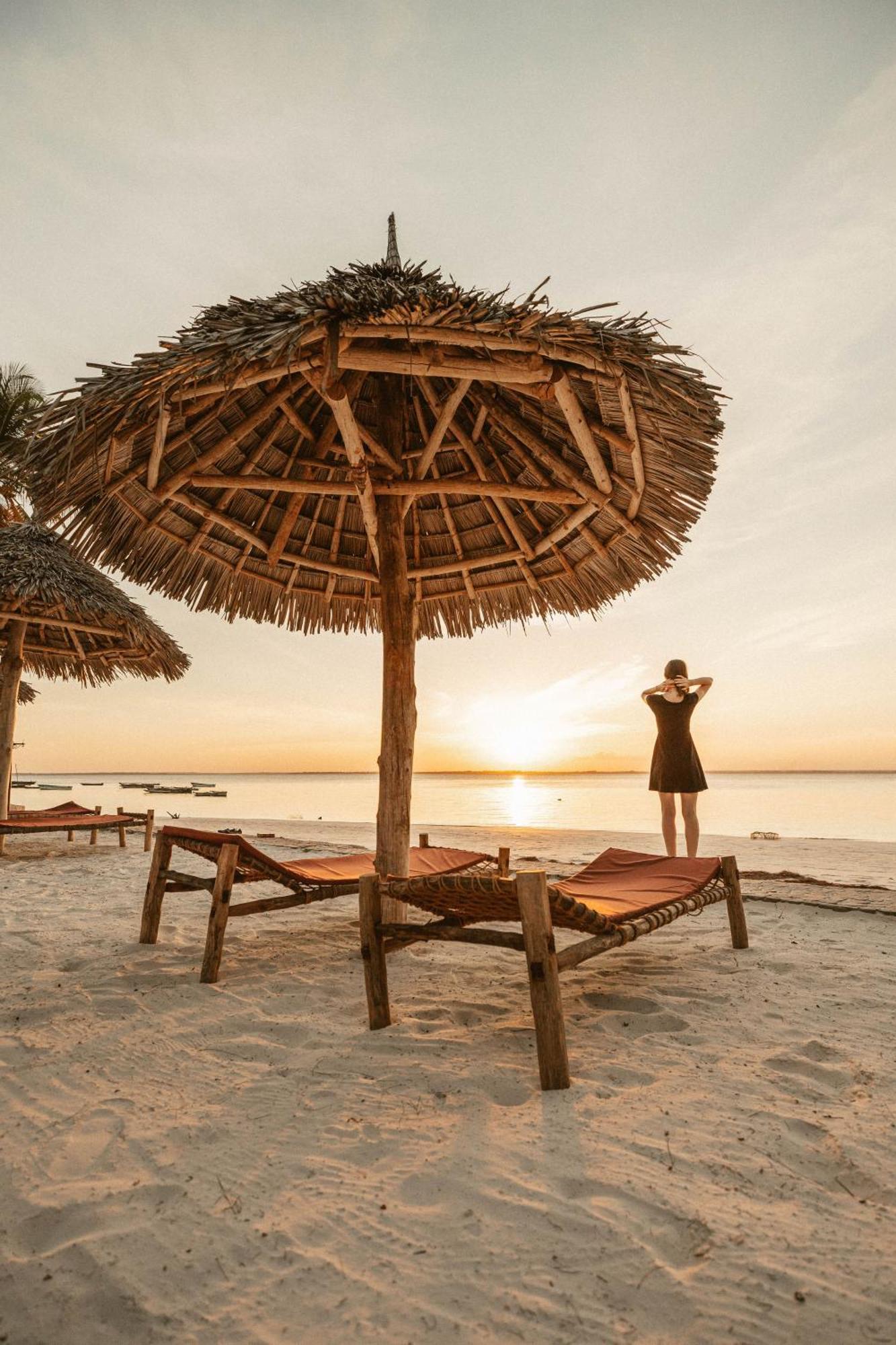 Sansi Kae Beach Resort Michamvi Екстериор снимка