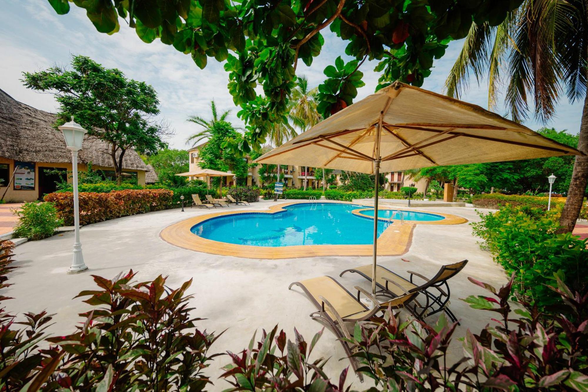 Sansi Kae Beach Resort Michamvi Екстериор снимка