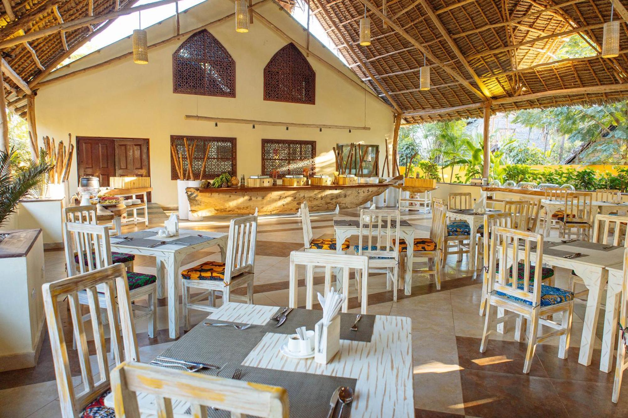 Sansi Kae Beach Resort Michamvi Екстериор снимка